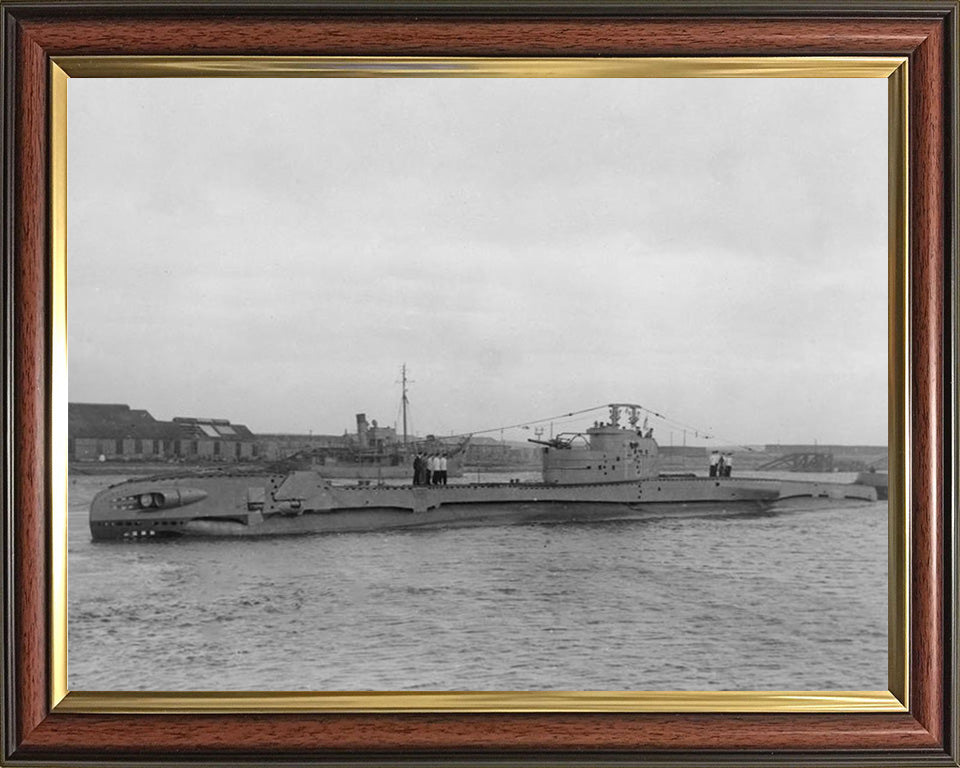 HMS Trespasser (P312) Photo Print - Port Side View - Royal Navy T Class Submarine Posters, Prints, & Visual Artwork Hampshire Prints 10 x 8 Classic Frame No