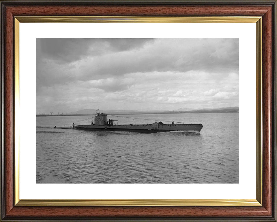 HMS Upshot (P82) Photo Print - Starboard View - Royal Navy V Class Submarine Posters, Prints, & Visual Artwork Hampshire Prints 10 x 8 Classic Frame Yes