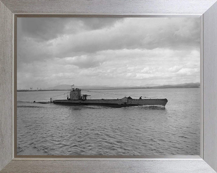 HMS Upshot (P82) Photo Print - Starboard View - Royal Navy V Class Submarine Posters, Prints, & Visual Artwork Hampshire Prints 10 x 8 Silver Frame No