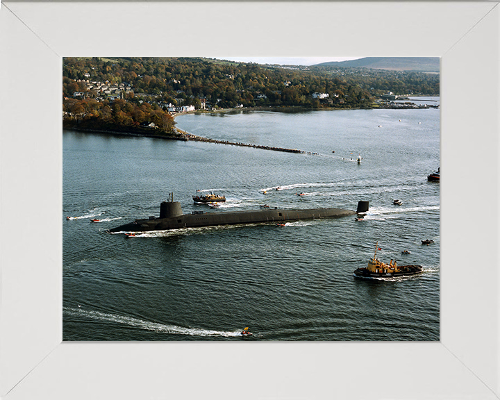 HMS Vanguard (S28) Photo Print - Gareloch 1992 - Royal Navy Vanguard Class Submarine Posters, Prints, & Visual Artwork Hampshire Prints 10 x 8 White Frame No