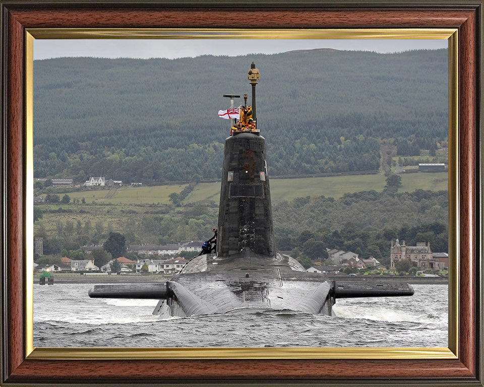 HMS Vanguard (S28) Photo Print - Low Bow View - Royal Navy Vanguard Class Submarine Posters, Prints, & Visual Artwork Hampshire Prints 10 x 8 Classic Frame No