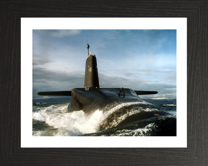 HMS Vanguard (S28) Photo Print - On The Clyde 1992 - Royal Navy Vanguard Class Submarine Posters, Prints, & Visual Artwork Hampshire Prints 10 x 8 Black Frame Yes