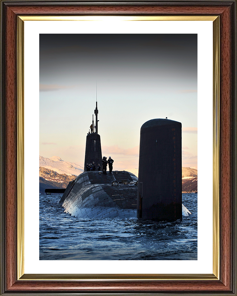 HMS Vanguard (S28) Photo Print - On the Clyde 2010 - Royal Navy Vanguard Class Submarine Posters, Prints, & Visual Artwork Hampshire Prints 11.7 x 8.3 (A4) Classic Frame Yes