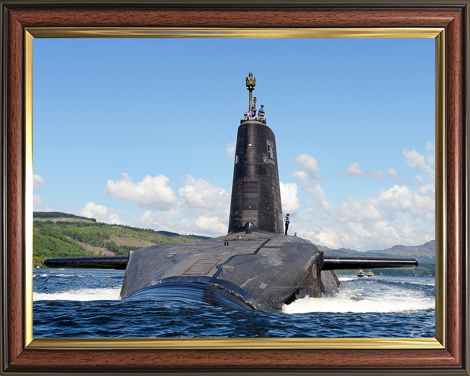 HMS Victorious (S29) Photo Print - Departs HMNB Clyde - Royal Navy Vanguard Class Submarine Posters, Prints, & Visual Artwork Hampshire Prints 10 x 8 Classic Frame No
