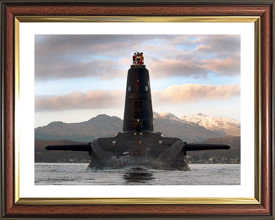 HMS Victorious (S29) Photo Print - Faslane 2005 - Royal Navy Vanguard Class Submarine Posters, Prints, & Visual Artwork Hampshire Prints 10 x 8 Classic Frame Yes
