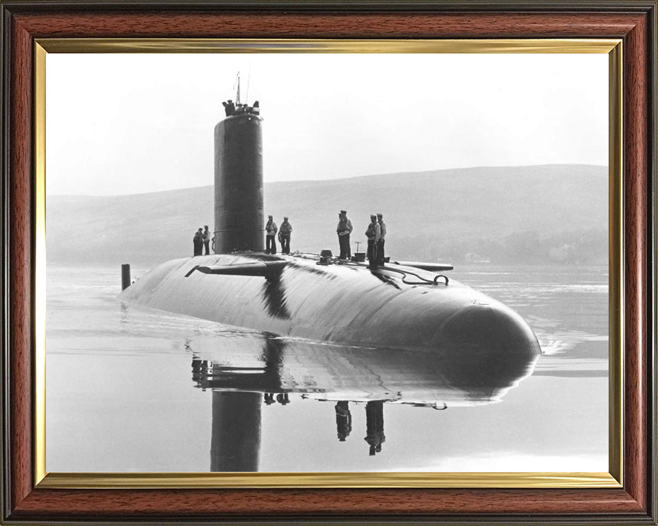 HMS Warspite (S103) Valiant Class Submarine Photo Print Starboard Reflections Royal Navy Wall Art Decor Posters, Prints, & Visual Artwork Hampshire Prints 10 x 8 Classic Frame No