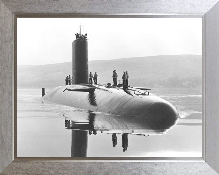 HMS Warspite (S103) Valiant Class Submarine Photo Print Starboard Reflections Royal Navy Wall Art Decor Posters, Prints, & Visual Artwork Hampshire Prints 10 x 8 Silver Frame No