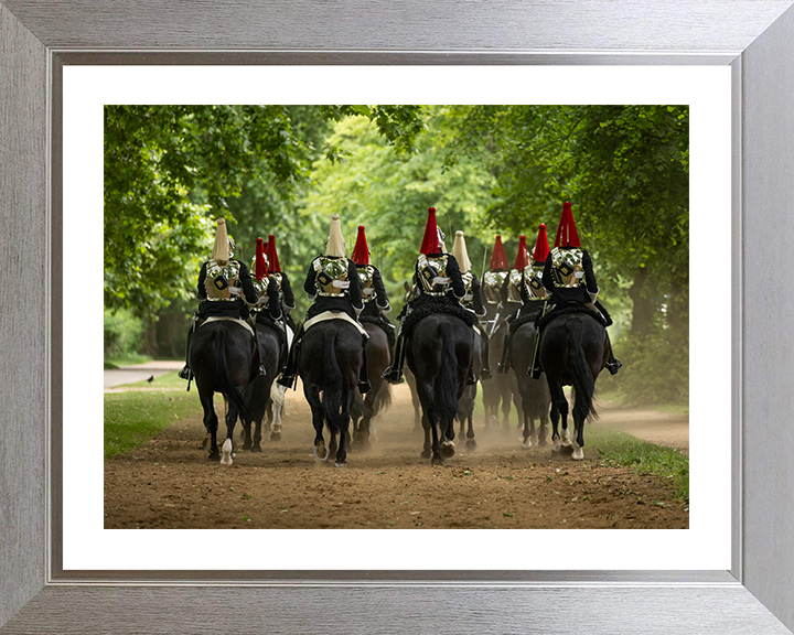British Army Household Cavalry Troopers Ride Through Hyde Park Photo Print Wall Art Military Decor Posters, Prints, & Visual Artwork Hampshire Prints 10 x 8 Silver Frame Yes
