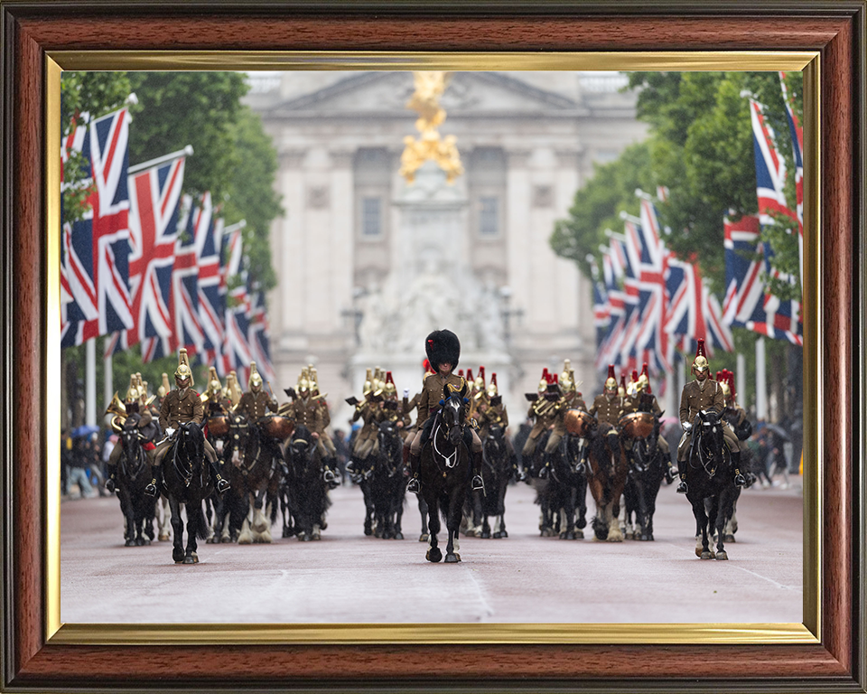 Household Cavalry ride down The Mall London Photo Print - British Army Posters, Prints, & Visual Artwork Hampshire Prints 10 x 8 Classic Frame No