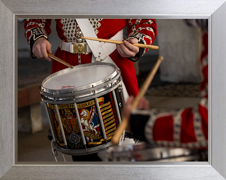British Army Irish Guards Drummers Drumming Photo Print Wall Art Military Decor Poster Posters, Prints, & Visual Artwork Hampshire Prints 10 x 8 Silver Frame No