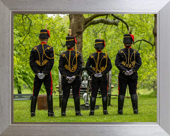 British Army King’s Troop Royal Horse Artillery Stood at Ease Photo Print Wall Art Military Decor Posters, Prints, & Visual Artwork Hampshire Prints 10 x 8 Silver Frame No
