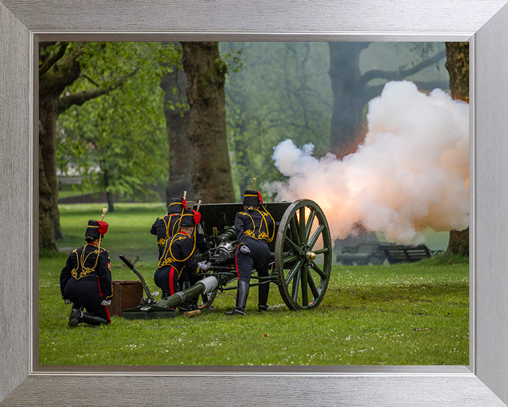 British Army King’s Troop Royal Horse Artillery Gun Salute Photo Print Wall Art Military Decor Posters, Prints, & Visual Artwork Hampshire Prints 10 x 8 Silver Frame No