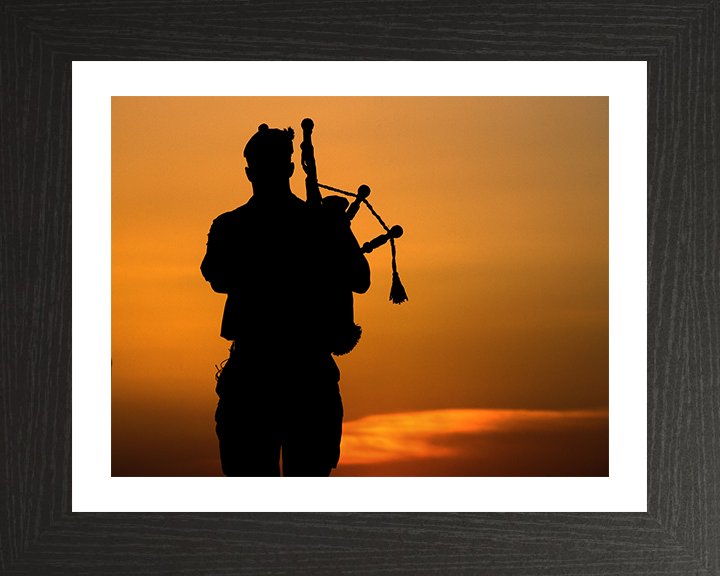 British Army Lone Bagpiper Silhouette at Sunset Photo Print Wall Art Military Decor Posters, Prints, & Visual Artwork Hampshire Prints 10 x 8 Black Frame Yes