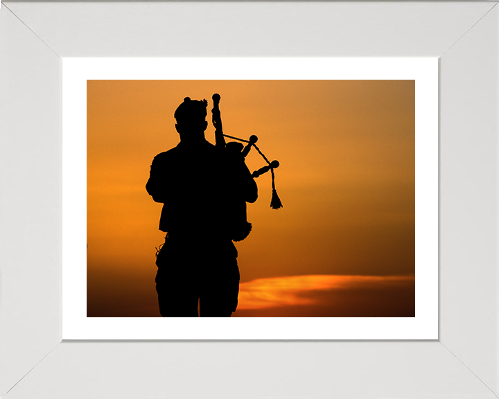 British Army Lone Bagpiper Silhouette at Sunset Photo Print Wall Art Military Decor Posters, Prints, & Visual Artwork Hampshire Prints 10 x 8 White Frame Yes