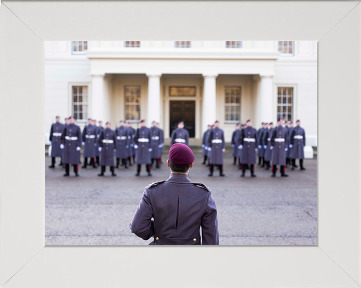 British Army Parachute regiment on parade Photo Print Wall Art Military Decor Posters, Prints, & Visual Artwork Hampshire Prints 10 x 8 White Frame No