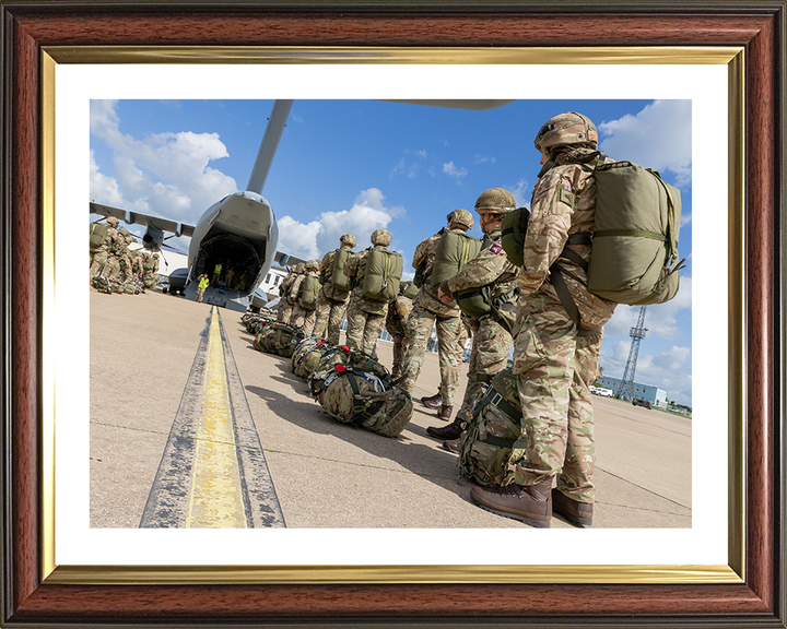 British Army Paratroopers embarking a A400M Atlas Photo Print Wall Art Military Decor Posters, Prints, & Visual Artwork Hampshire Prints 10 x 8 Classic Frame Yes