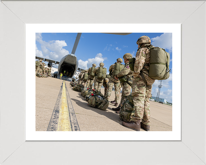 British Army Paratroopers embarking a A400M Atlas Photo Print Wall Art Military Decor Posters, Prints, & Visual Artwork Hampshire Prints 10 x 8 White Frame Yes