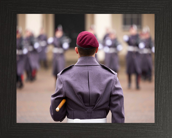 British Army Parachute regiment on parade Photo Print Wall Art Military Decor Poster Posters, Prints, & Visual Artwork Hampshire Prints 10 x 8 Black Frame No