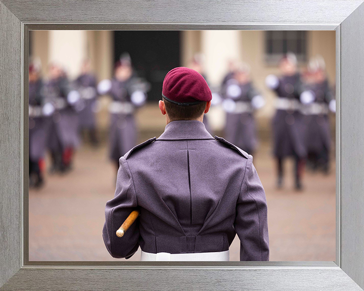 British Army Parachute regiment on parade Photo Print Wall Art Military Decor Poster Posters, Prints, & Visual Artwork Hampshire Prints 10 x 8 Silver Frame No