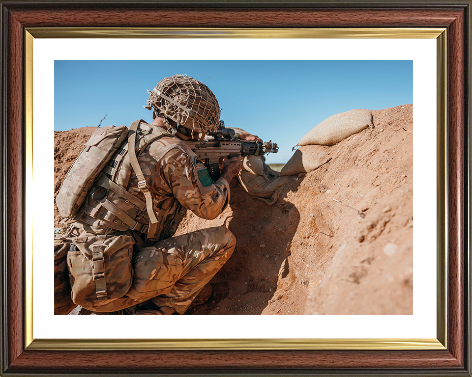 British Army Parachute Regiment Soldier Firing from a Trench Photo Print Wall Art Military Decor Posters, Prints, & Visual Artwork Hampshire Prints 10 x 8 Classic Frame Yes