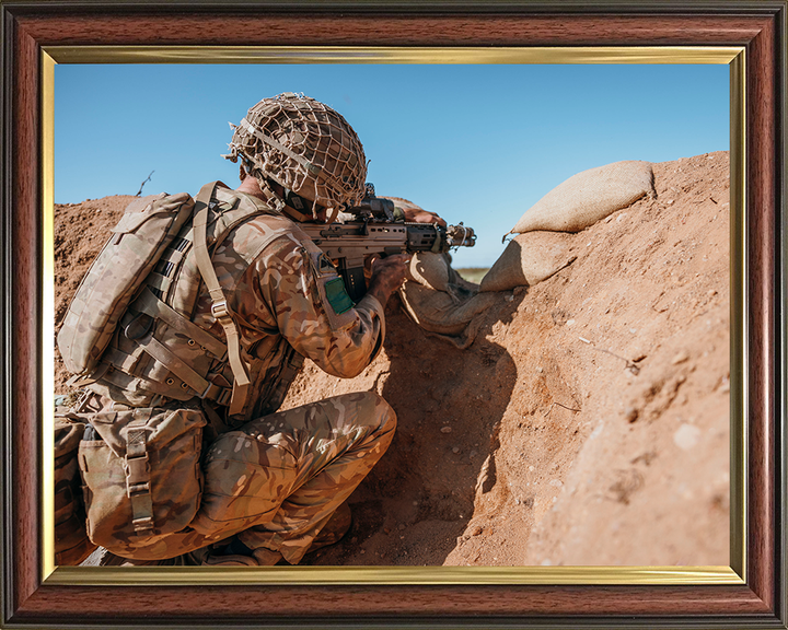 British Army Parachute Regiment Soldier Firing from a Trench Photo Print Wall Art Military Decor Posters, Prints, & Visual Artwork Hampshire Prints 10 x 8 Classic Frame No
