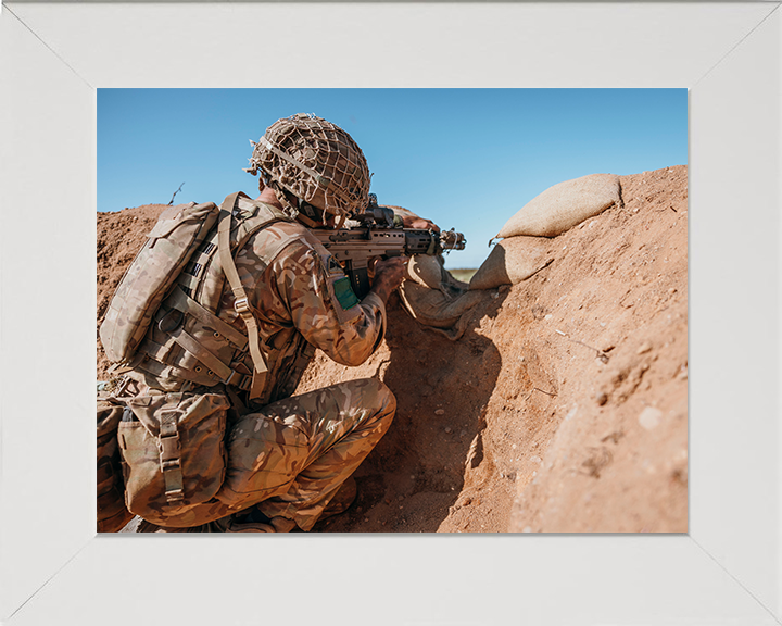 British Army Parachute Regiment Soldier Firing from a Trench Photo Print Wall Art Military Decor Posters, Prints, & Visual Artwork Hampshire Prints 10 x 8 White Frame No