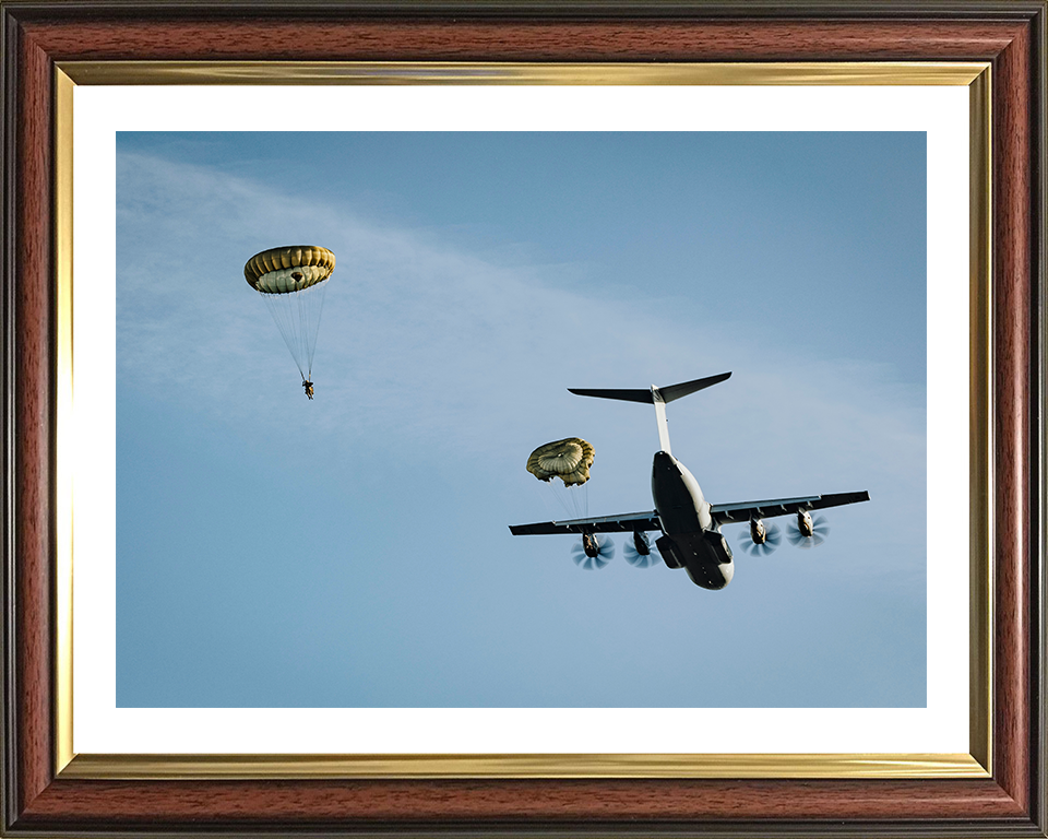 British Army Parachute Regiment Soldier Parachuting Photo Print Wall Art Military Decor Posters, Prints, & Visual Artwork Hampshire Prints 10 x 8 Classic Frame Yes