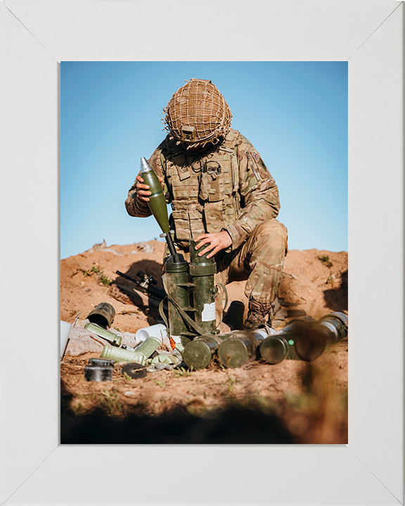 British Army Parachute Regiment Soldier preparing Mortars Photo Print Wall Art Military Decor Posters, Prints, & Visual Artwork Hampshire Prints 10 x 8 White Frame No