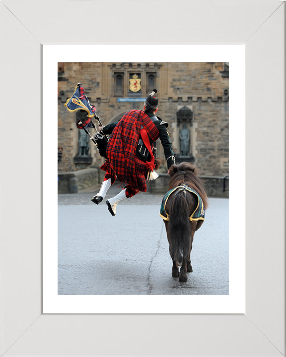 Royal Regiment of Scotland Mascot and Crossed Swords Piper Photo Print - British Army Posters, Prints, & Visual Artwork Hampshire Prints 10 x 8 White Frame Yes
