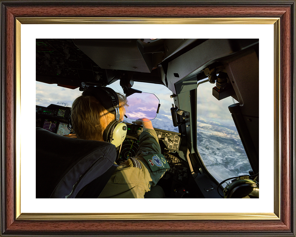 RAF Atlas C.1 A400M Cockpit Photo Print Royal Air Force Wall Art Aviation Decor Poster Posters, Prints, & Visual Artwork Hampshire Prints 10 x 8 Classic Frame Yes