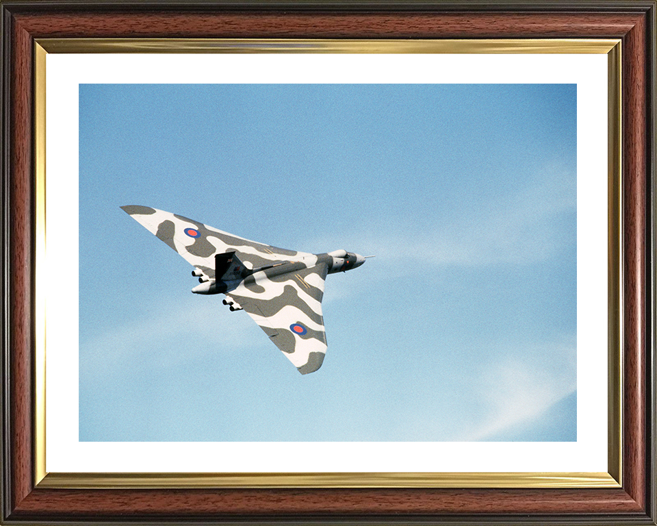 RAF Avro Vulcan Bomber Flying Photo Print Royal Air Force Aircraft Wall Art Aviation Decor Poster Posters, Prints, & Visual Artwork Hampshire Prints 10 x 8 Classic Frame Yes