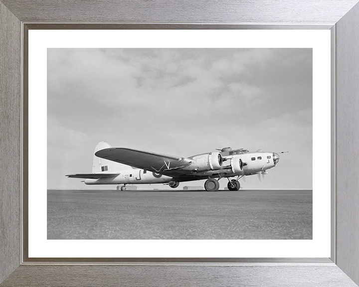 RAF Boeing B-17 Fortress IIA at Benbecula 1944 Photo Print Royal Air Force Aircraft Wall Art Aviation Decor Posters, Prints, & Visual Artwork Hampshire Prints 10 x 8 Silver Frame Yes