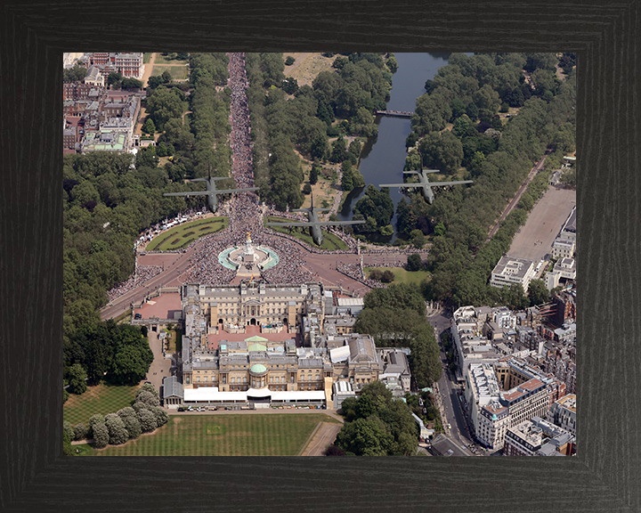 RAF C-130J Hercules over Buckingham Palace Photo Print Royal Air Force Aircraft Wall Art Aviation Decor Posters, Prints, & Visual Artwork Hampshire Prints 10 x 8 Black Frame No