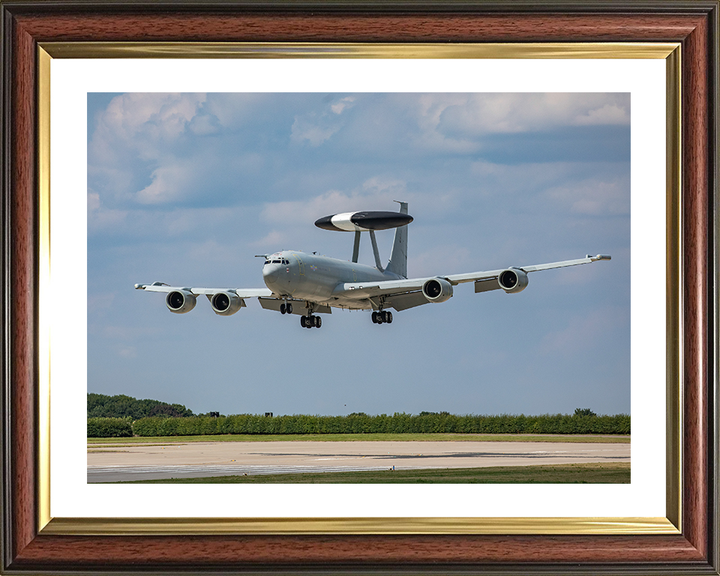 RAF E-3D Sentry Aircraft Landing Photo Print Royal Air Force Aircraft Wall Art Aviation Decor Posters, Prints, & Visual Artwork Hampshire Prints 10 x 8 Classic Frame Yes
