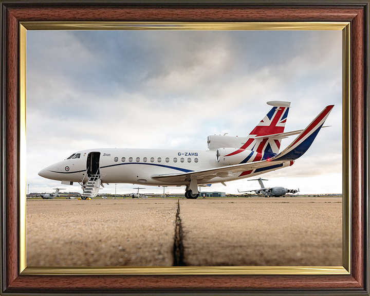 RAF Envoy IV CC Mk1 at RAF Northolt Photo Print Royal Air Force Aircraft Wall Art Aviation Decor Posters, Prints, & Visual Artwork Hampshire Prints 10 x 8 Classic Frame No