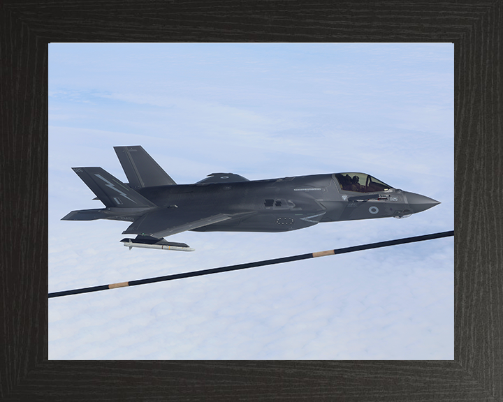 RAF F-35B Lightening awaiting refuelling Photo Print Royal Air Force Aircraft Wall Art Aviation Decor Posters, Prints, & Visual Artwork Hampshire Prints 10 x 8 Black Frame No