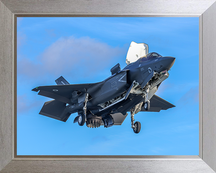 RAF F-35B Lightning vertical Takeoff Photo Print Royal Air Force Aircraft Wall Art Aviation Decor Posters, Prints, & Visual Artwork Hampshire Prints 10 x 8 Silver Frame No