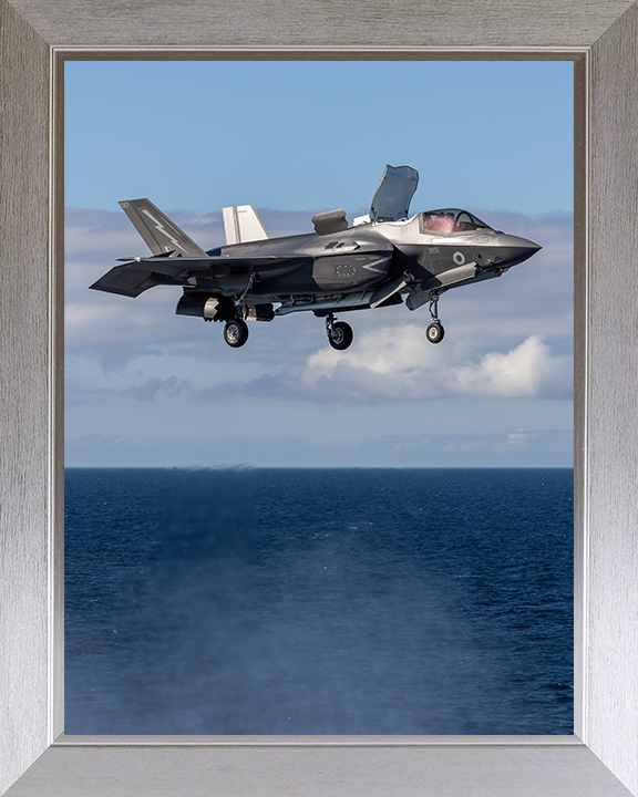 RAF F-35B Lightning Hovering above the sea Photo Print Royal Air Force Aircraft Wall Art Aviation Decor Posters, Prints, & Visual Artwork Hampshire Prints 10 x 8 Silver Frame No