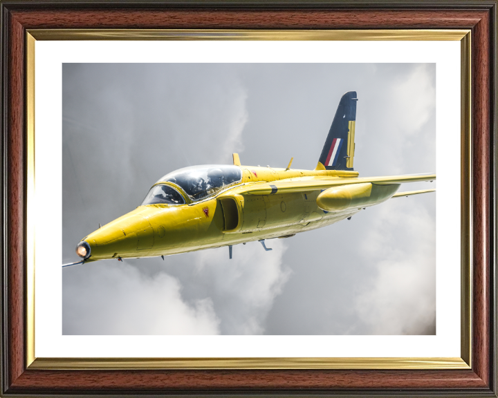 RAF Folland Gnat in flight Photo Print Red Arrows Aerobatic Display Wall Art Aviation Decor UK Posters, Prints, & Visual Artwork Hampshire Prints 10 x 8 Classic Frame Yes