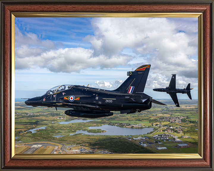 RAF Hawk T2 aircraft in flight Photo Print Royal Air Force Aircraft Wall Art Aviation Decor Posters, Prints, & Visual Artwork Hampshire Prints 10 x 8 Classic Frame No