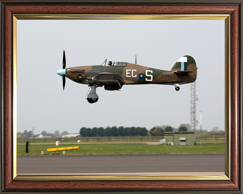 RAF Hurricane Mk IIC RAF Conningsby Photo Print Royal Air Force Aircraft Wall Art Aviation Decor Posters, Prints, & Visual Artwork Hampshire Prints 10 x 8 Classic Frame No
