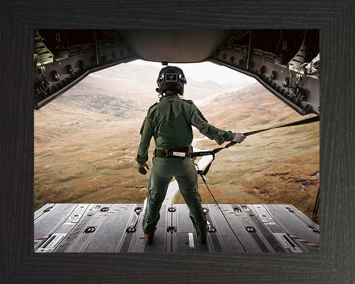 RAF Load Master Ramp Riding 2025 Royal Air Force RAF Aviation Photo Print Wall Art Aviation Decor UK Posters, Prints, & Visual Artwork Hampshire Prints 10 x 8 Black Frame No