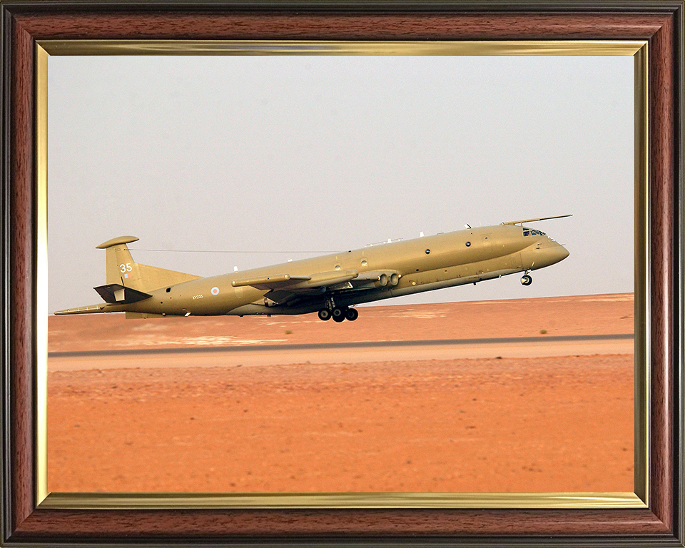 RAF Nimrod MR2 Taking off Photo Print Royal Air Force Aircraft Wall Art Aviation Decor Posters, Prints, & Visual Artwork Hampshire Prints 10 x 8 Classic Frame No