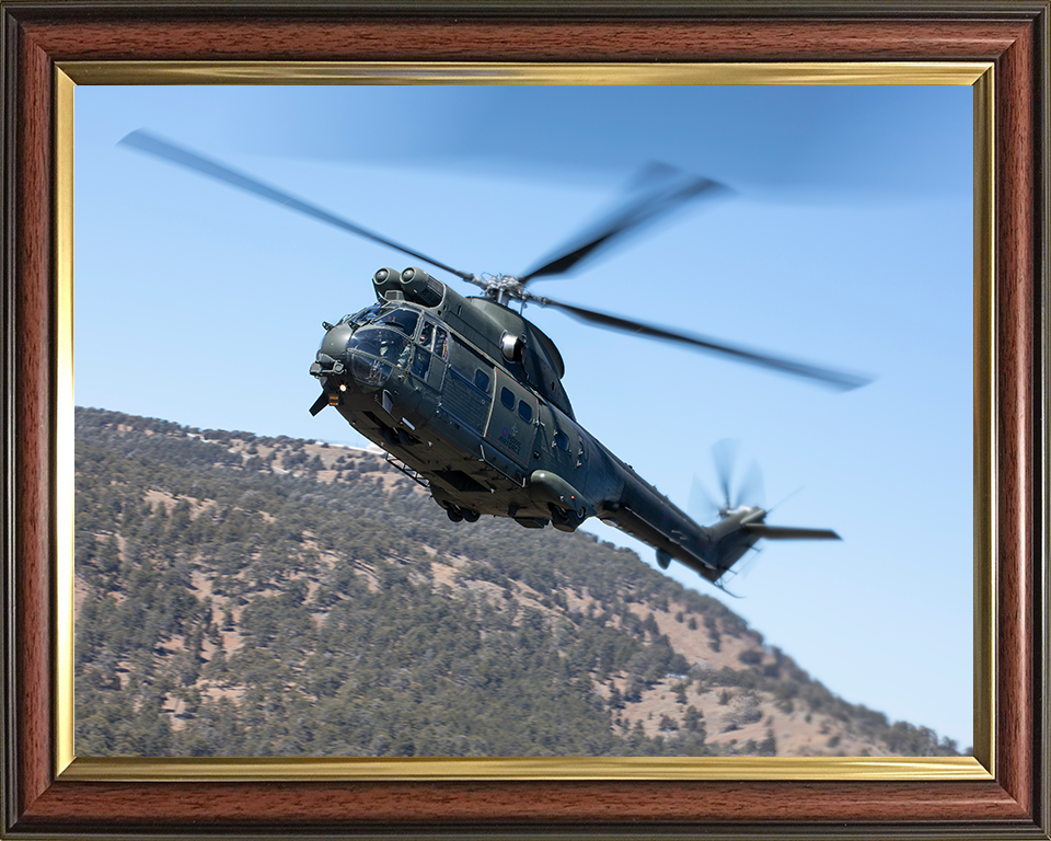 RAF Puma HC2 Helicopter in flight Photo Print Royal Air Force Aircraft Wall Art Aviation Decor Posters, Prints, & Visual Artwork Hampshire Prints 10 x 8 Classic Frame No