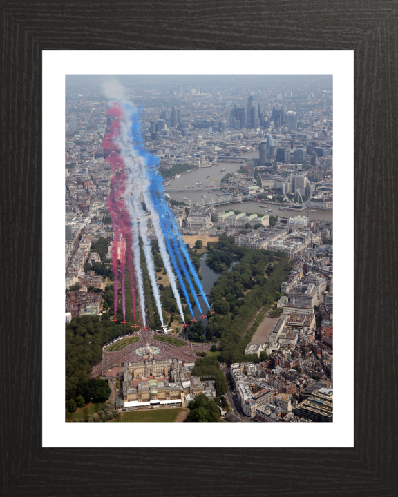 RAF Red Arrows Buckingham Palace flyover Photo Print Royal Air Force Aircraft Aerobatic Display Wall Art Aviation Decor UK Posters, Prints, & Visual Artwork Hampshire Prints 10 x 8 Black Frame Yes