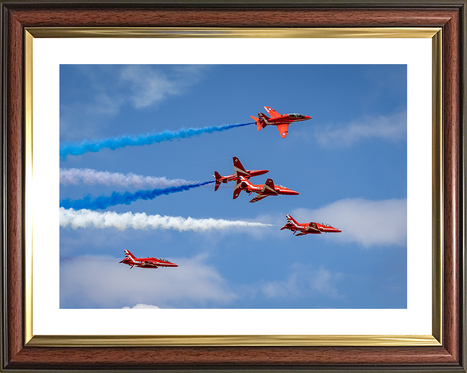 RAF Red Arrows Display 2025 Photo Print Royal Air Force Aircraft Wall Art Aviation Decor UK Posters, Prints, & Visual Artwork Hampshire Prints 10 x 8 Classic Frame Yes