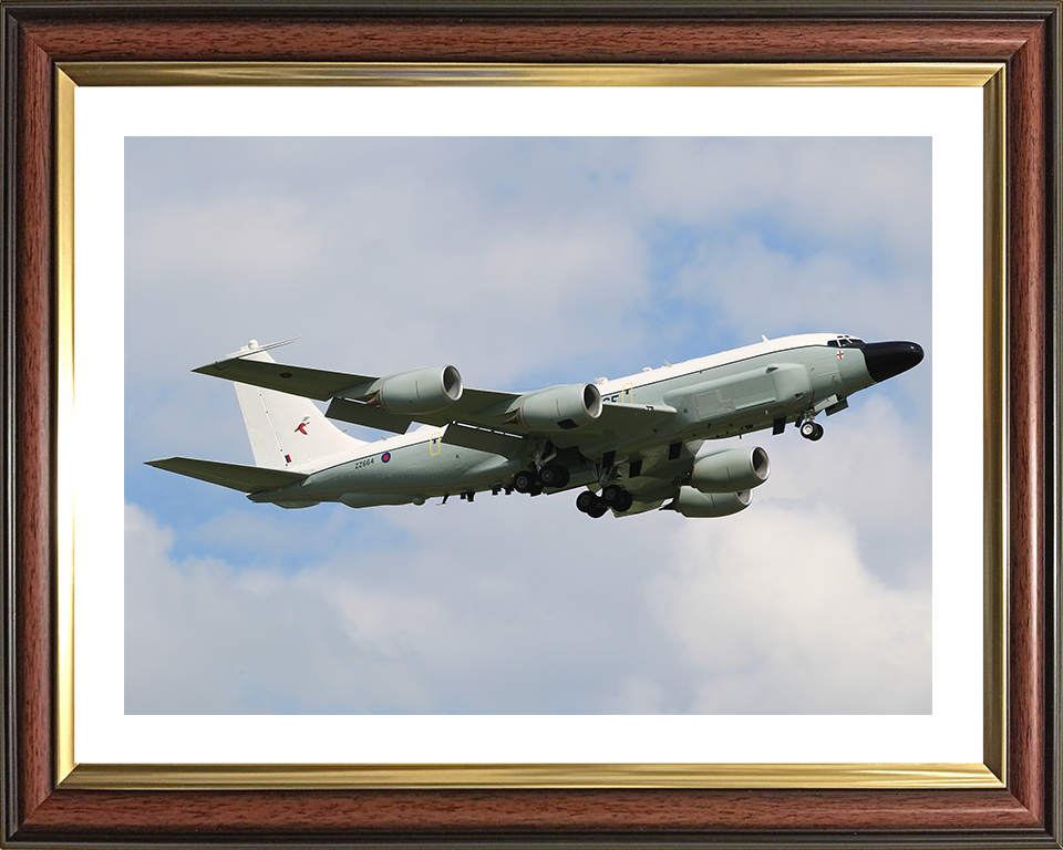 RAF Rivet Joint RC135W Photo Print Royal Air Force Aircraft Wall Art Aviation Decor Poster Posters, Prints, & Visual Artwork Hampshire Prints 10 x 8 Classic Frame Yes