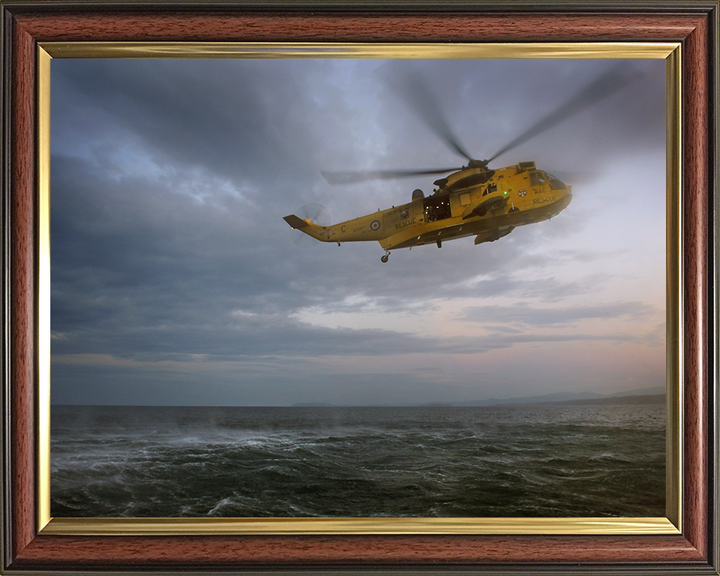 RAF (SAR) Sea King Helicopter Piloted by Prince William Photo Print Royal Air Force Aircraft Wall Art Aviation Decor Posters, Prints, & Visual Artwork Hampshire Prints 10 x 8 Classic Frame No