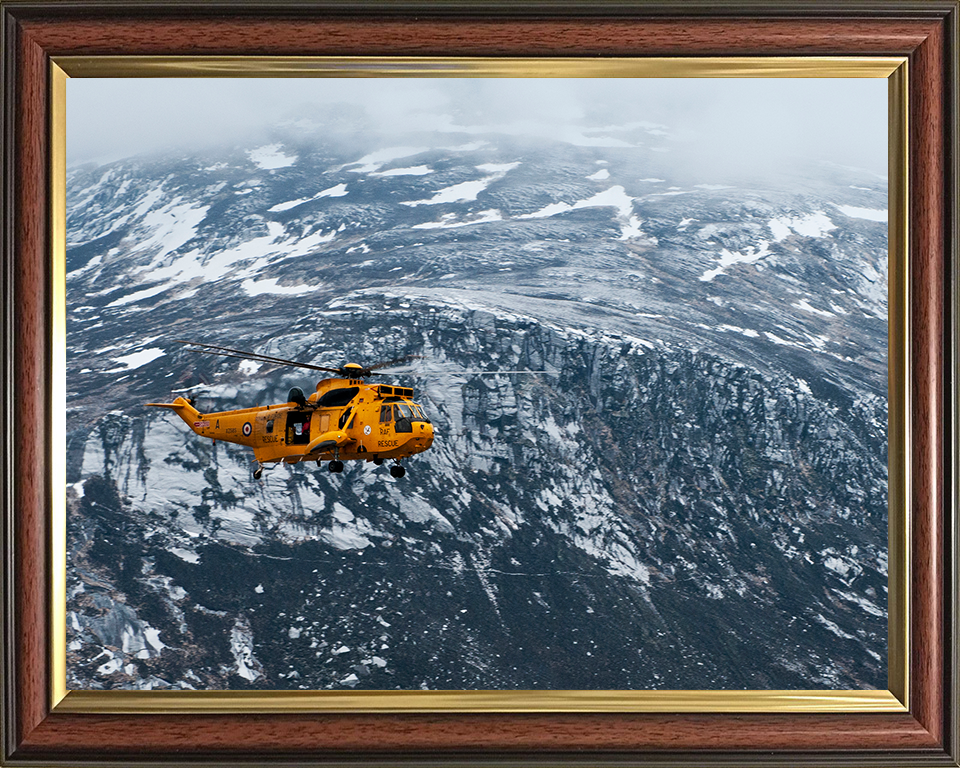 RAF (SAR) Sea King Helicopter Over The Cairngorms Photo Print Royal Air Force Aircraft Wall Art Aviation Decor Posters, Prints, & Visual Artwork Hampshire Prints 10 x 8 Classic Frame No