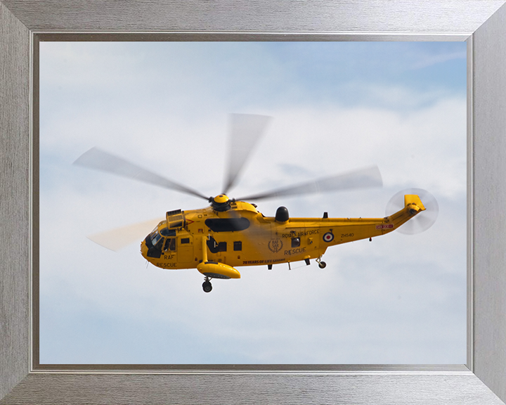 RAF Search and Rescue (SAR) Sea King Helicopter 2011 Photo Print Royal Air Force Aircraft Wall Art Decor Posters, Prints, & Visual Artwork Hampshire Prints 10 x 8 Silver Frame No
